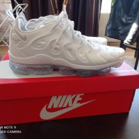 Air vapormax Plus, снимка 5 - Маратонки - 41977850