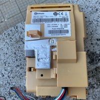 Продавам перфектна управляваща платка Whirlpool (Bauknecht) 8 kg, снимка 1 - Перални - 34644158