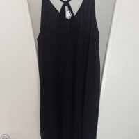 Дамска рокля в черно, снимка 1 - Рокли - 41772238