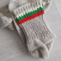 Вълнени чорапи ръчно плетени, снимка 4 - Мъжки чорапи - 44926800