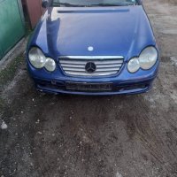 Mercdes w203 на части , снимка 1 - Автомобили и джипове - 38685600