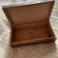 Дървена кутия, снимка 2 - Антикварни и старинни предмети - 39294279