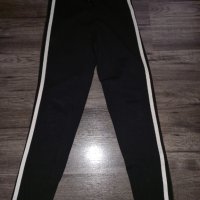 Черен панталон с кантове, снимка 1 - Спортни екипи - 40481964