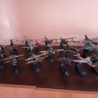 Макети Бойни самолети-изтребители и бомбардировачи., снимка 13 - Колекции - 27464276