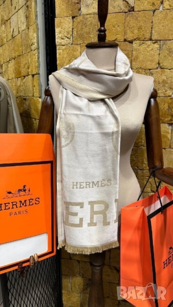 шалове louis vuitton burberry hermes , снимка 1