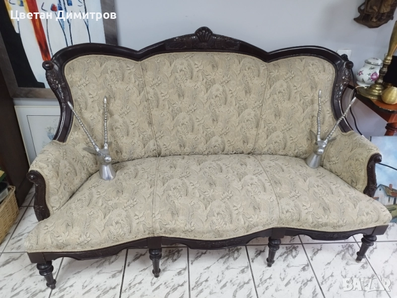 Антикварен френски ръчно резбован бароков диван тройка , снимка 1