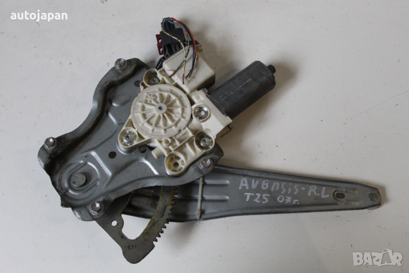 Заден ляв електрически стъклоповдигач Тойота авенсис т25 07г Toyota avensis t25 2007, снимка 1