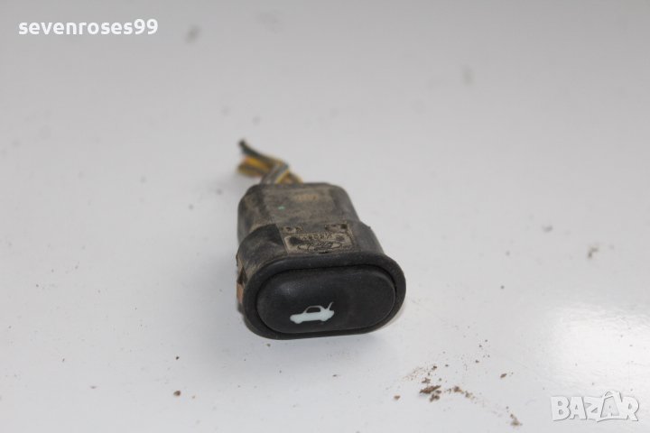 Бутон багажник Форд КА 1 Ford KA 1, снимка 1
