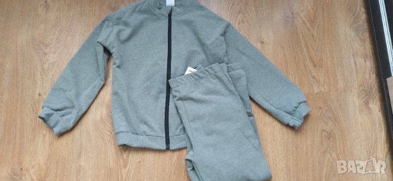 Детски ватиран екип Dechatlon на топ цена, снимка 1