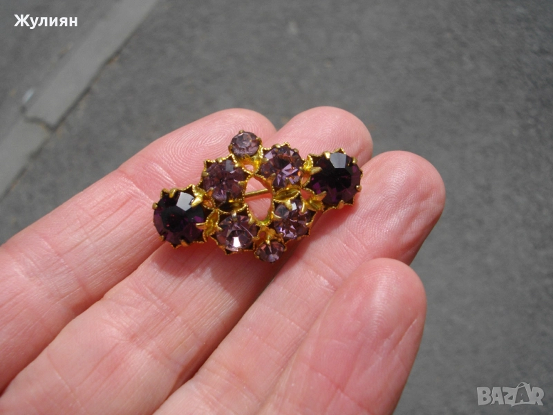 СТАРА ПОЗЛАТЕНА БРОШКА, снимка 1