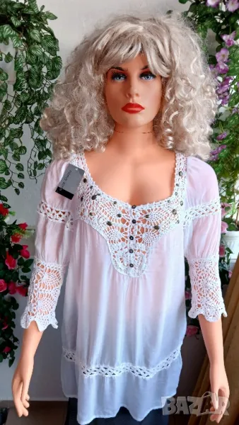 Бяла рокля туника 100% памук със едра дантела и ръкав 7/8 с метални орнаменти., снимка 1