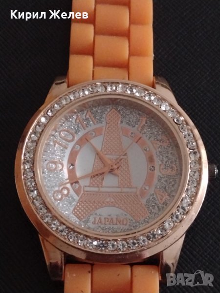 ФЕШЪН МОДЕЛ ДАМСКИ ЧАСОВНИК JAPANO с КРИСТАЛИ СВАРОВСКИ СИЛИКОНОВА КАИШКА 33359 , снимка 1