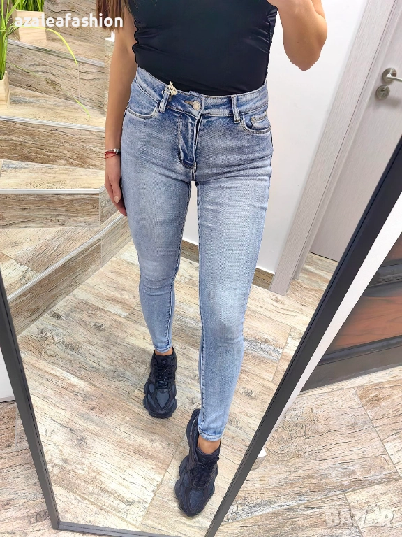 Дънки слим фит с push up ефект, снимка 1