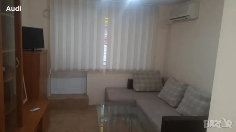 Собственик дава под наем партерна обзаведена боксионера гр. Варна Цветен квартал  ул. Божур12 Напълн, снимка 1