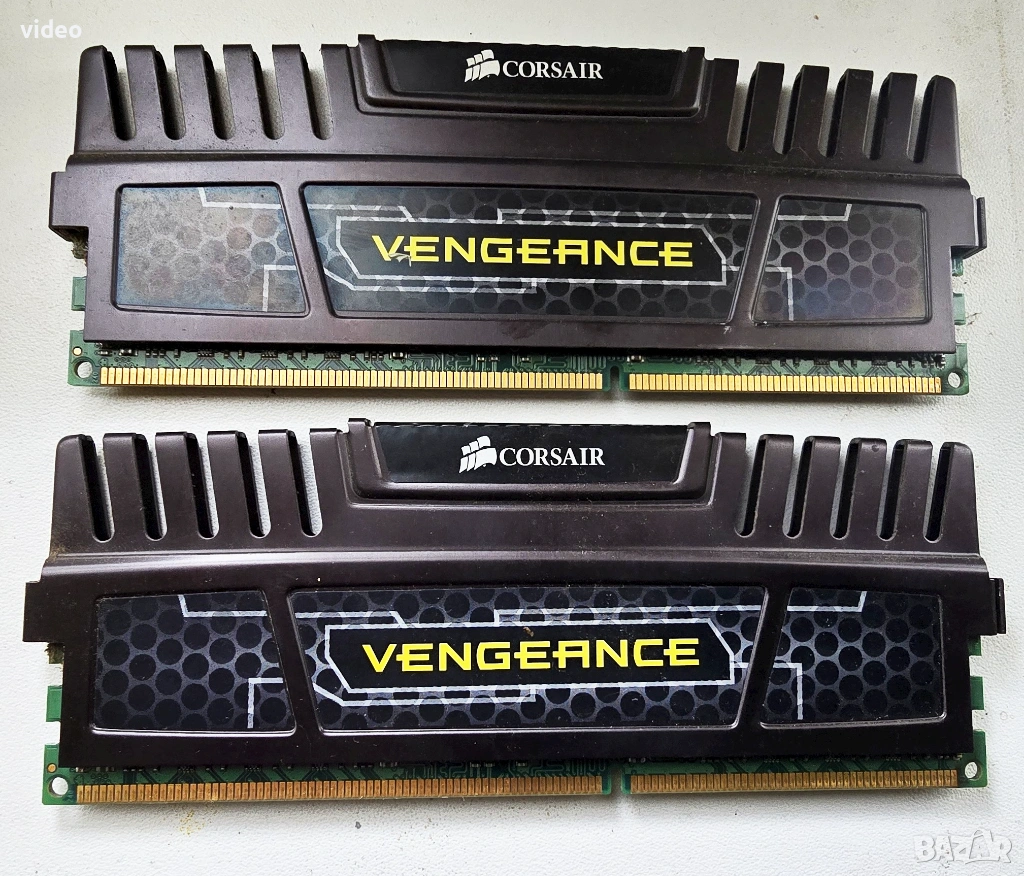 Рам памет Corsair Vengeance 16 GB DDR3, снимка 1