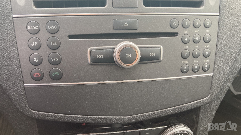 Radio w204 c class радио ц класа 204, снимка 1