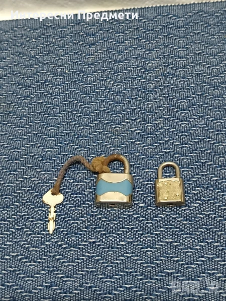 Две стари ретро катинарчета, снимка 1