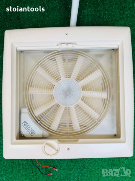 THULE 12V люк с вентилатор каравана кемпер , снимка 1