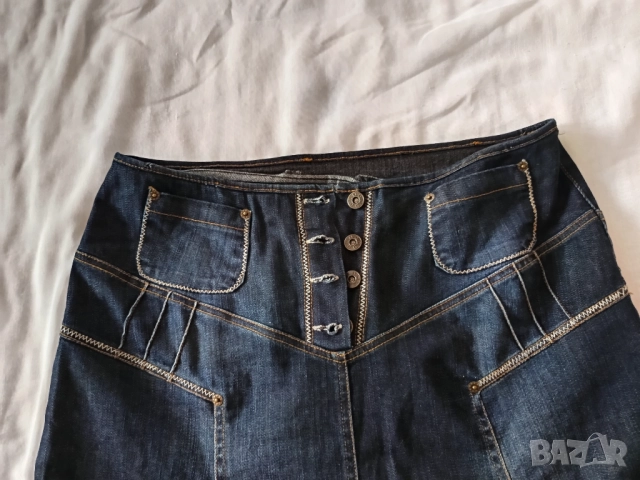 Разкроена дънкова пола с копчета, снимка 2 - Поли - 51462249