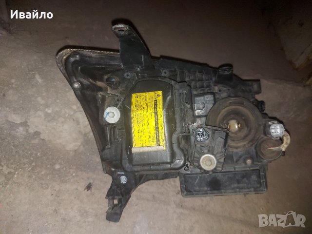 Фарове Toyota Avensis T25, снимка 5 - Части - 39570057