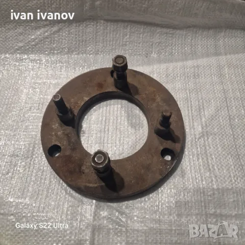 Фланец Универсал ф 200