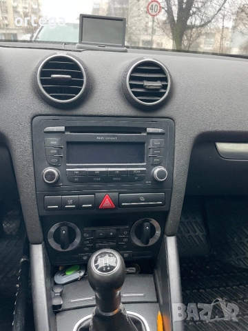 Audi a3 1.6, снимка 2 - Автомобили и джипове - 51602356