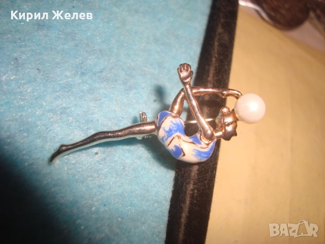БАЛЕРИНА - ПЕРЛЕНА ПОЗЛАТЕНА НЕЖНА КРАСИВА ФИГУРАЛНА БРОНЗОВА АРТ ДЕКО БРОШКА ЕМАЙЛИРАНА 18960