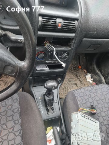 Opel Astra G 1,6 бензин автоматична скоростна кутия може да се запали чие колата се продава на части, снимка 4 - Автомобили и джипове - 35772528