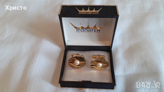 ръкавели копчелъци позлатени Монарх в кутия, истински, аксесоар за мъжка риза, ретро, снимка 1 - Други - 42005940