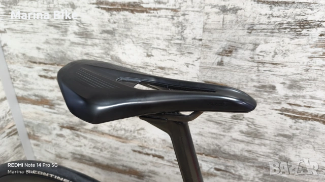 Карбонов шосеен велосипед BMC Teammachine SLR01 Four Disc Ultegra Di2 CRD351 | 47, снимка 6 - Велосипеди - 53664398