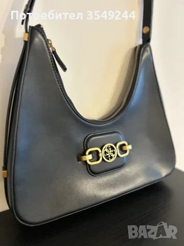 Кожена чанта GUESS