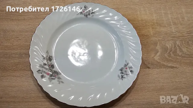 Порцеланова чиния на Китка със златен кант 1 брой , снимка 4 - Чинии - 48991302