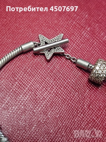 Сребърна гривна Пандора, снимка 4 - Бижутерийни комплекти - 53029679