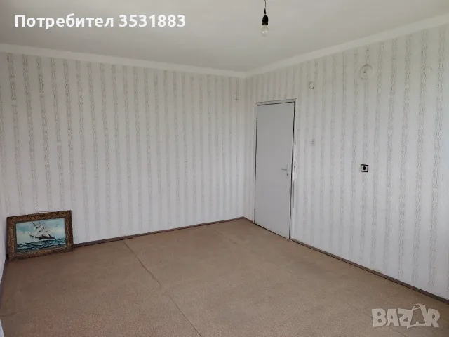 Масивна двуетажна къща в Карнобат, снимка 9 - Къщи - 55720790