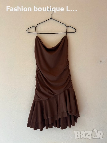 Кафява рокля без презрамки М размер на марката Bershka със силиконова лента за да не пада 🤎🤎🤎🤎