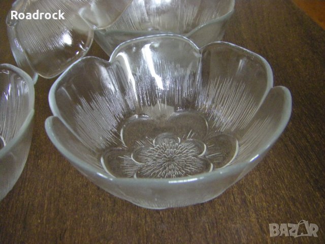 Сервиз, комплект купички от стъкло - НОВИ, снимка 2 - Сервизи - 41740234