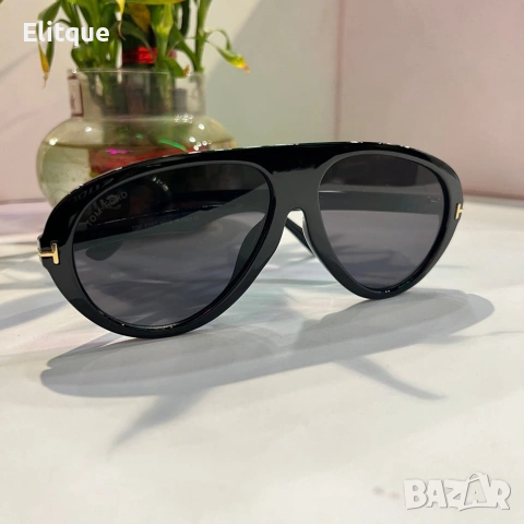 очила с черен обикновен калъф и ув защита tom ford 