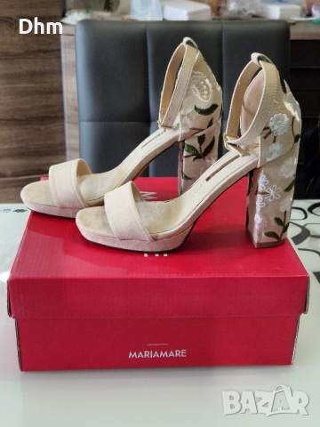 Дамски обувки с висок ток 