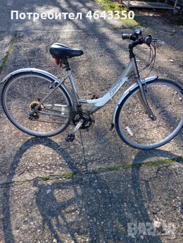 Продавам велосипед Alolo-Etienne.Тип-градски.Рамка - алуминиева. Колела -28инпча.Скорости -18 