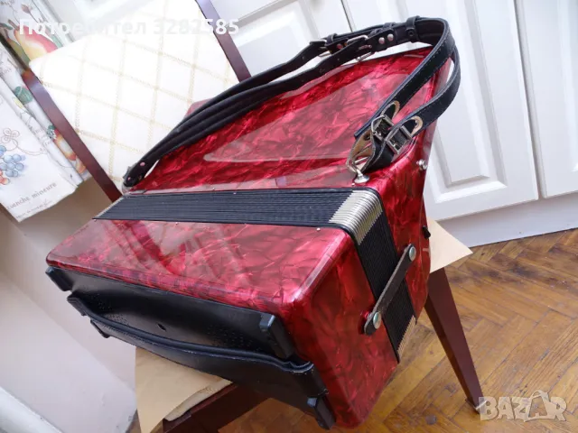 Акордеон Велтмайстер Метеор 120 баса НОВ, снимка 18 - Акордеони - 49074533