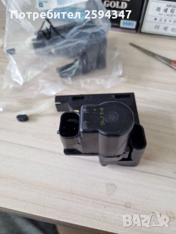 DAEWOO CHEVROLET NUBIRA 1997-2012г АКТУАТОР ЦЕНТРАЛНО ЗАКЛЮЧВАНЕ ЛЯВ-ДЕСЕН GM, снимка 1