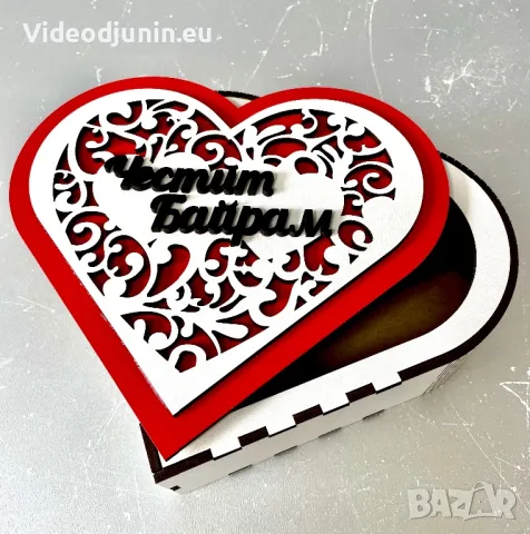 Подаръчна кутия, снимка 3 - Сувенири от дърво - 49654751