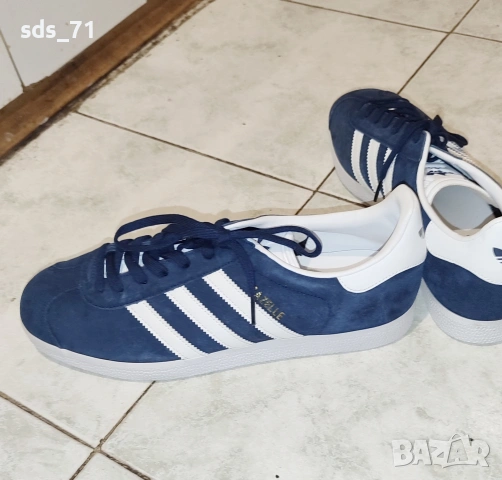 Чисто нови Adidas Gazzele blu navy N44 28.5 подметка 120лв 