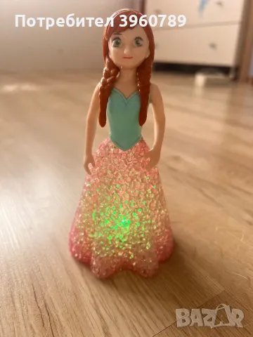 Светеща лампа Анна от Frozen, снимка 3 - Кукли - 49661387