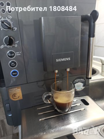 Кафеавтомат Сименс, работи отлично и прави хубаво кафе с каймак , снимка 3 - Кафемашини - 44262581