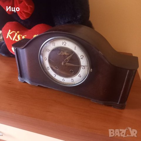 Каминен часовник Junghans