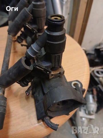 Бензинови дюзи за Голф 4,Бора и Битъл 2.0 115к.с. 06A906031C, снимка 2 - Части - 53748007