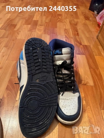 Маратонки Nike air Jordan 1, снимка 3 - Маратонки - 52527203