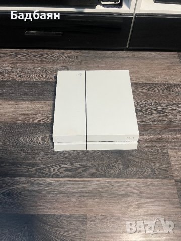 PlayStation 4 / На части 