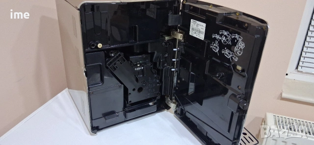 Кафеавтомат / кафемашина - робот. НОМЕР 10. Saeco Xelsis. Typ HD8944. Работи с мляно и..., снимка 7 - Кафемашини - 53204969